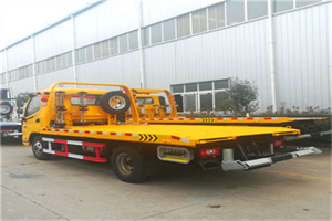 墨江附近拖车救援搭电